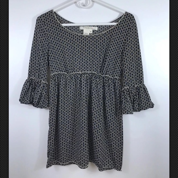 Max Studio Tops - Studio M Diamond Black White Blue GEO Ruffle Trim